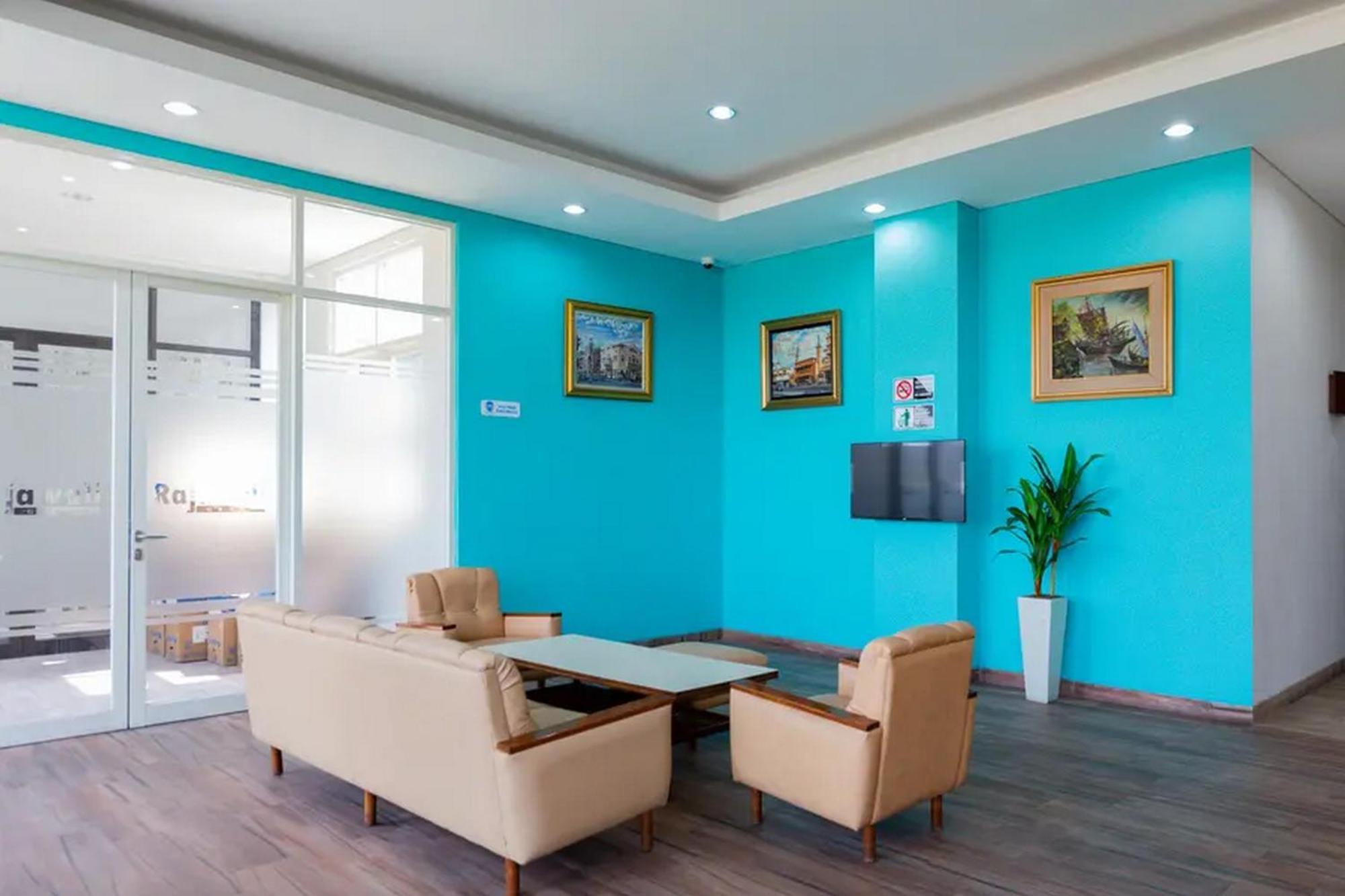 Sans Hotel Rajawali Surabaya By Reddoorz Krembangan Ngoại thất bức ảnh